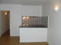 Une cusinette lumineuse et tendance !